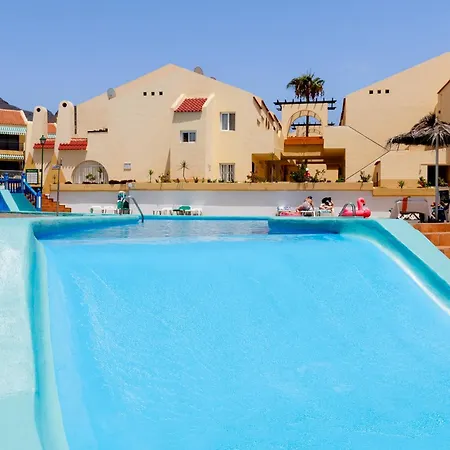 Two Bedrooms In Appartamento Costa Adeje (Tenerife)