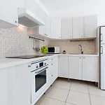 아파트 Two Bedrooms In *