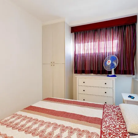 Two Bedrooms In * 阿德耶
